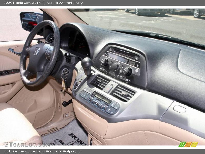 Sage Brush Pearl / Ivory 2005 Honda Odyssey EX-L