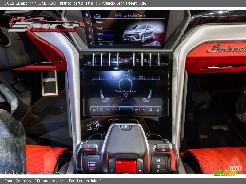 Bianco Icarus Metallic / Arancio Leonis/Nero Ade 2019 Lamborghini Urus AWD
