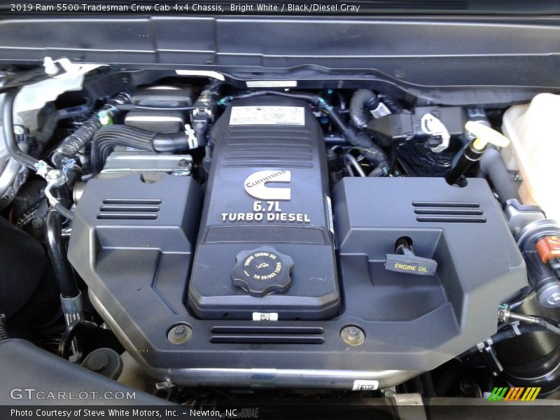 Bright White / Black/Diesel Gray 2019 Ram 5500 Tradesman Crew Cab 4x4 Chassis
