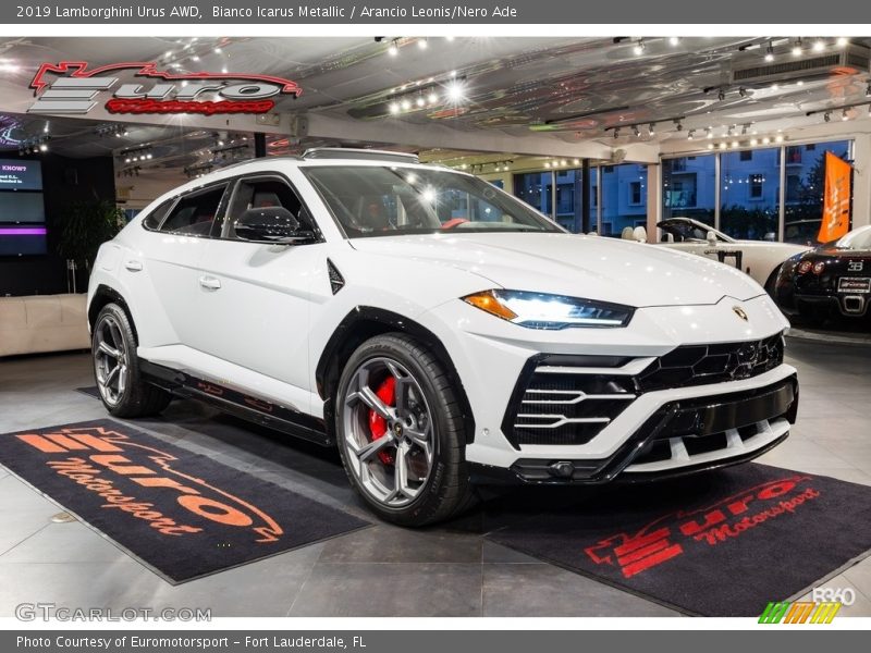 Bianco Icarus Metallic / Arancio Leonis/Nero Ade 2019 Lamborghini Urus AWD