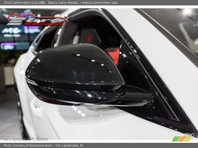 Bianco Icarus Metallic / Arancio Leonis/Nero Ade 2019 Lamborghini Urus AWD