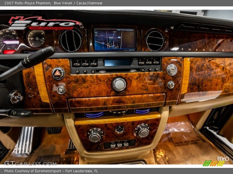 Blue Velvet / Cacao/Oatmeal 2007 Rolls-Royce Phantom