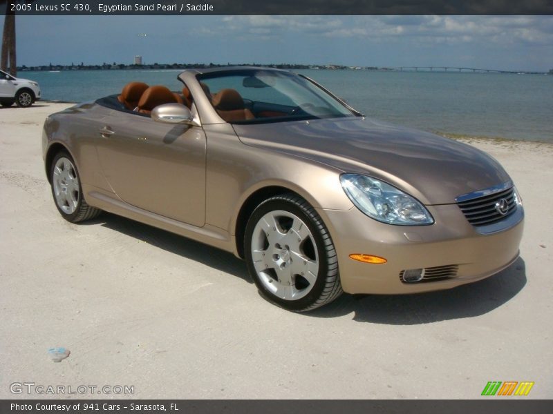 Egyptian Sand Pearl / Saddle 2005 Lexus SC 430