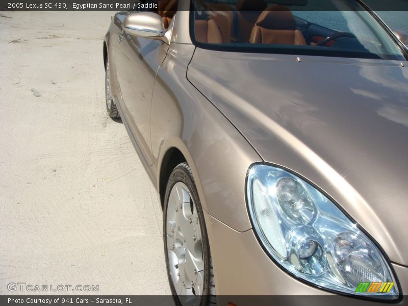 Egyptian Sand Pearl / Saddle 2005 Lexus SC 430