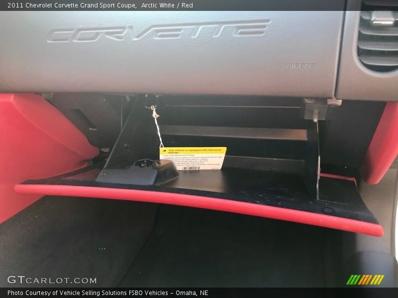 Arctic White / Red 2011 Chevrolet Corvette Grand Sport Coupe