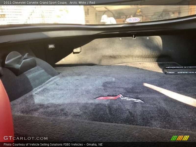 Arctic White / Red 2011 Chevrolet Corvette Grand Sport Coupe