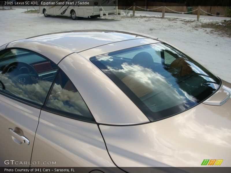 Egyptian Sand Pearl / Saddle 2005 Lexus SC 430