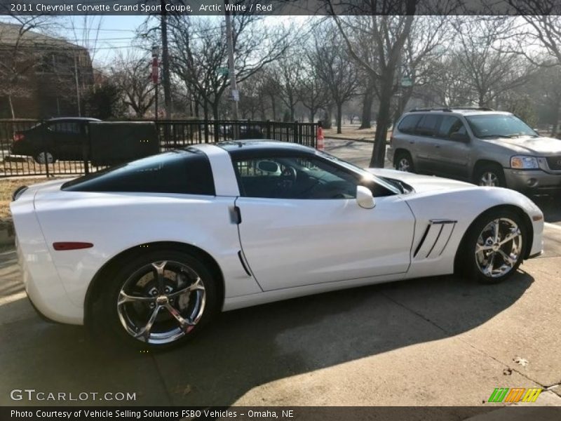 Arctic White / Red 2011 Chevrolet Corvette Grand Sport Coupe
