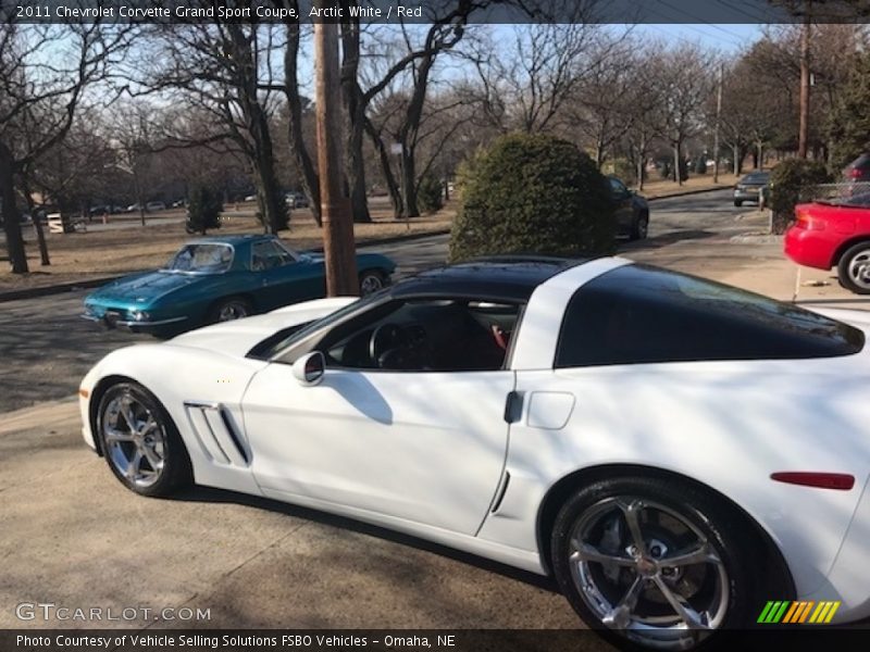 Arctic White / Red 2011 Chevrolet Corvette Grand Sport Coupe