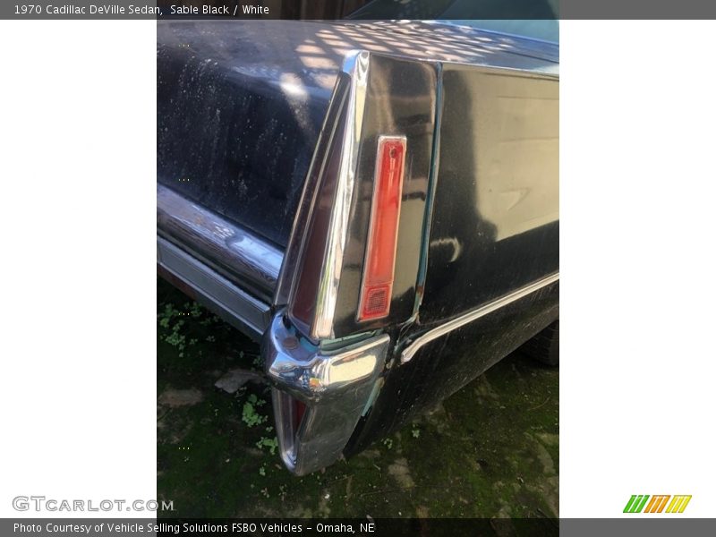 Sable Black / White 1970 Cadillac DeVille Sedan