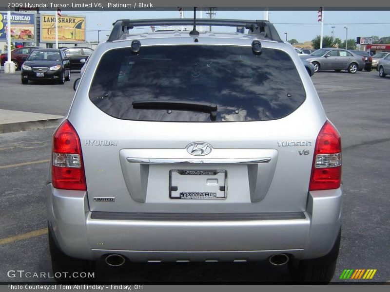 Platinum / Black 2009 Hyundai Tucson Limited V6