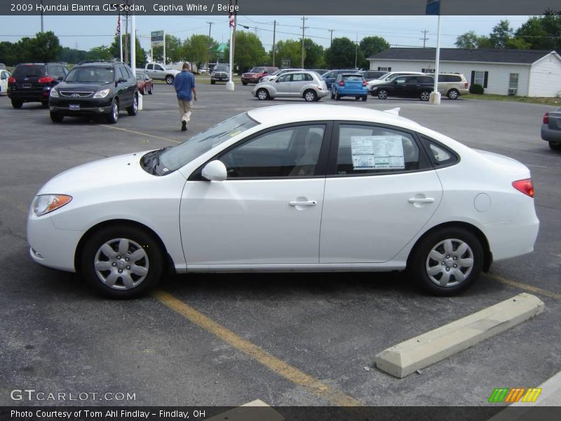 Captiva White / Beige 2009 Hyundai Elantra GLS Sedan