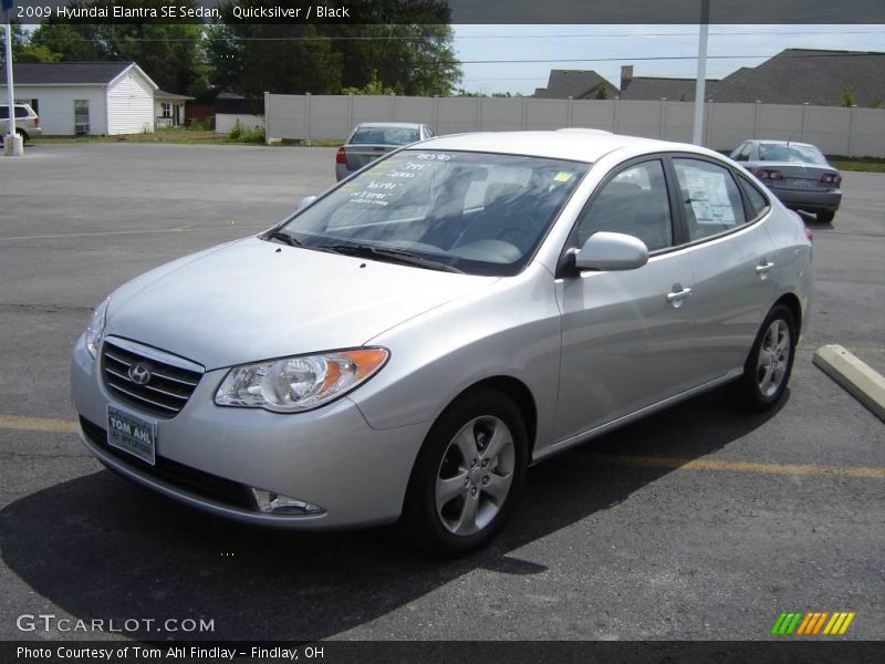 Quicksilver / Black 2009 Hyundai Elantra SE Sedan