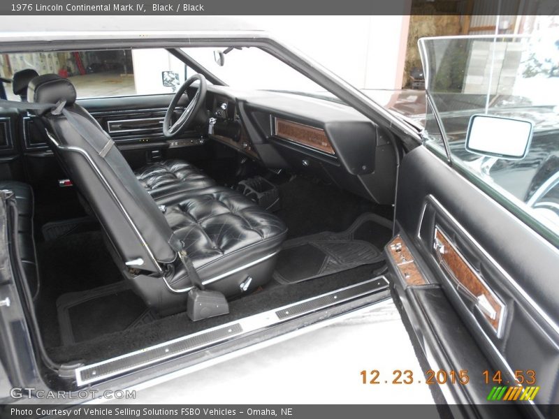 Front Seat of 1976 Continental Mark IV