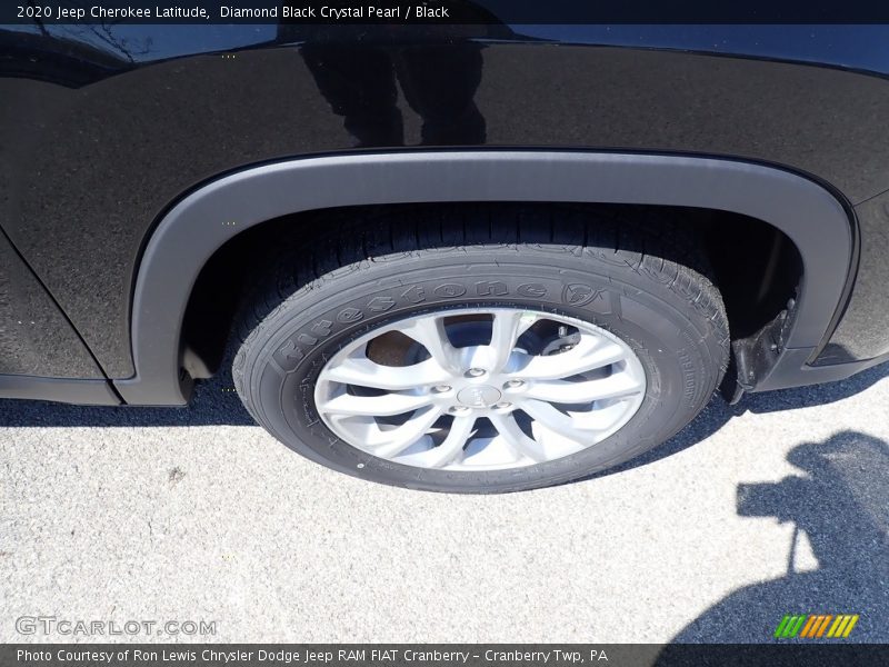 Diamond Black Crystal Pearl / Black 2020 Jeep Cherokee Latitude