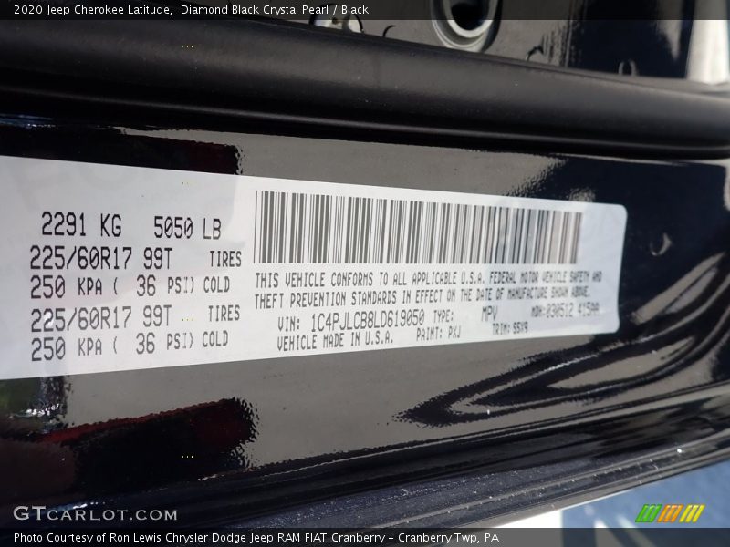 Diamond Black Crystal Pearl / Black 2020 Jeep Cherokee Latitude