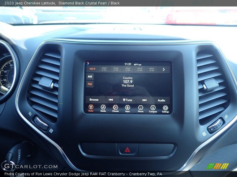 Diamond Black Crystal Pearl / Black 2020 Jeep Cherokee Latitude