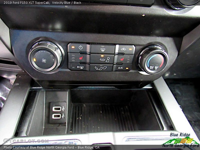 Velocity Blue / Black 2019 Ford F150 XLT SuperCab