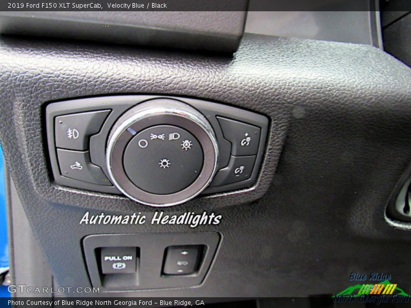 Velocity Blue / Black 2019 Ford F150 XLT SuperCab