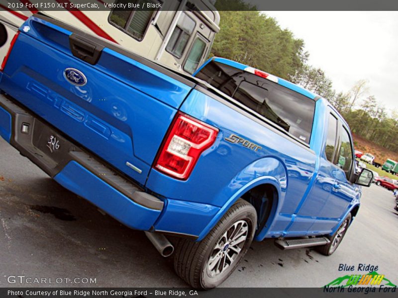 Velocity Blue / Black 2019 Ford F150 XLT SuperCab