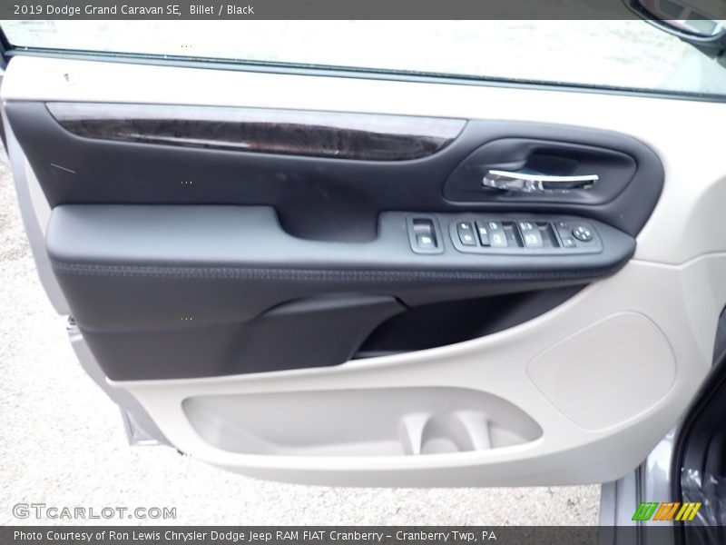 Billet / Black 2019 Dodge Grand Caravan SE