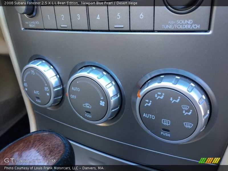 Controls of 2008 Forester 2.5 X L.L.Bean Edition