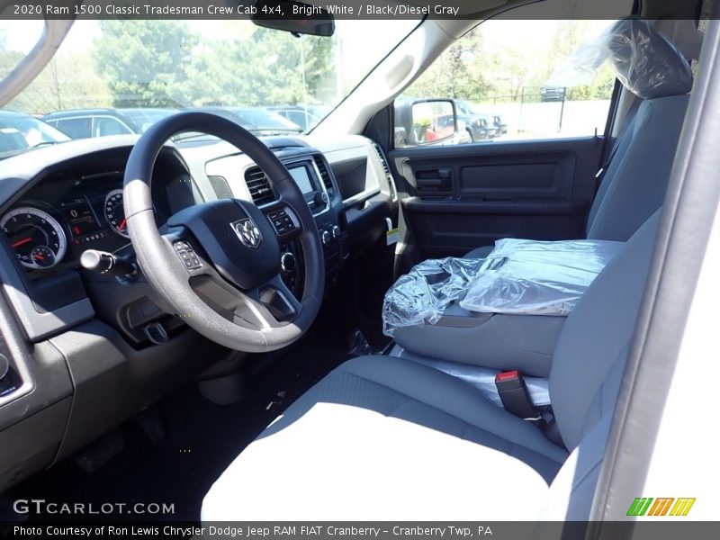 Bright White / Black/Diesel Gray 2020 Ram 1500 Classic Tradesman Crew Cab 4x4
