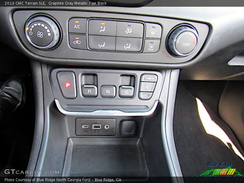 Graphite Gray Metallic / Jet Black 2019 GMC Terrain SLE