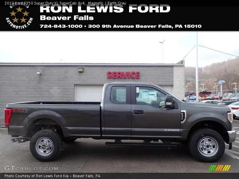 Magnetic / Earth Gray 2019 Ford F350 Super Duty XL SuperCab 4x4