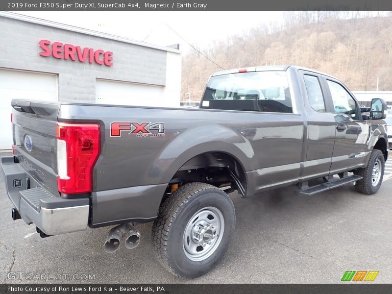 Magnetic / Earth Gray 2019 Ford F350 Super Duty XL SuperCab 4x4