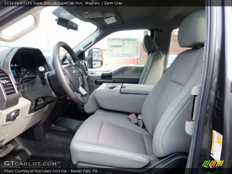 Magnetic / Earth Gray 2019 Ford F350 Super Duty XL SuperCab 4x4