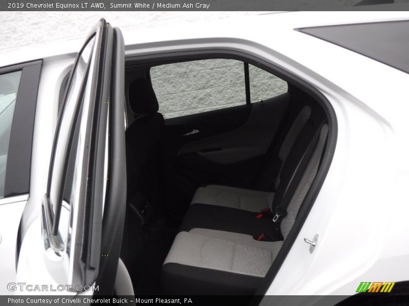 Summit White / Medium Ash Gray 2019 Chevrolet Equinox LT AWD