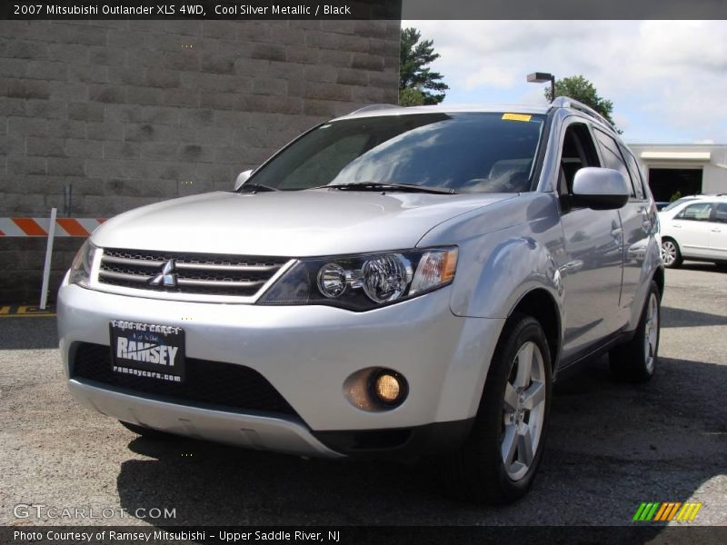 Cool Silver Metallic / Black 2007 Mitsubishi Outlander XLS 4WD