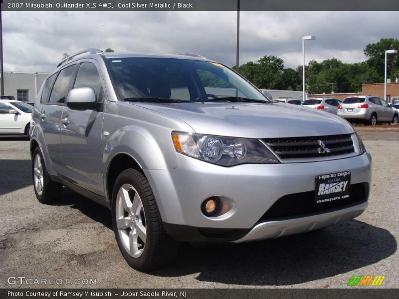 Cool Silver Metallic / Black 2007 Mitsubishi Outlander XLS 4WD