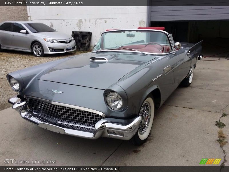 Front 3/4 View of 1957 Thunderbird 
