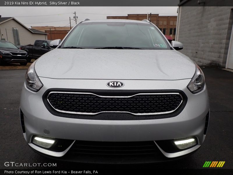 Silky Silver / Black 2019 Kia Niro EX Hybrid