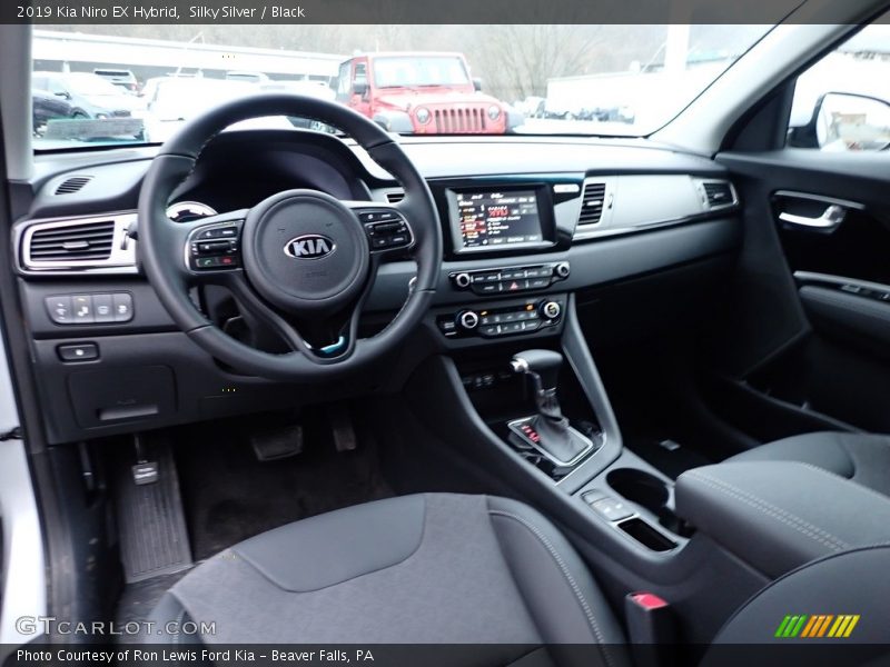 Silky Silver / Black 2019 Kia Niro EX Hybrid