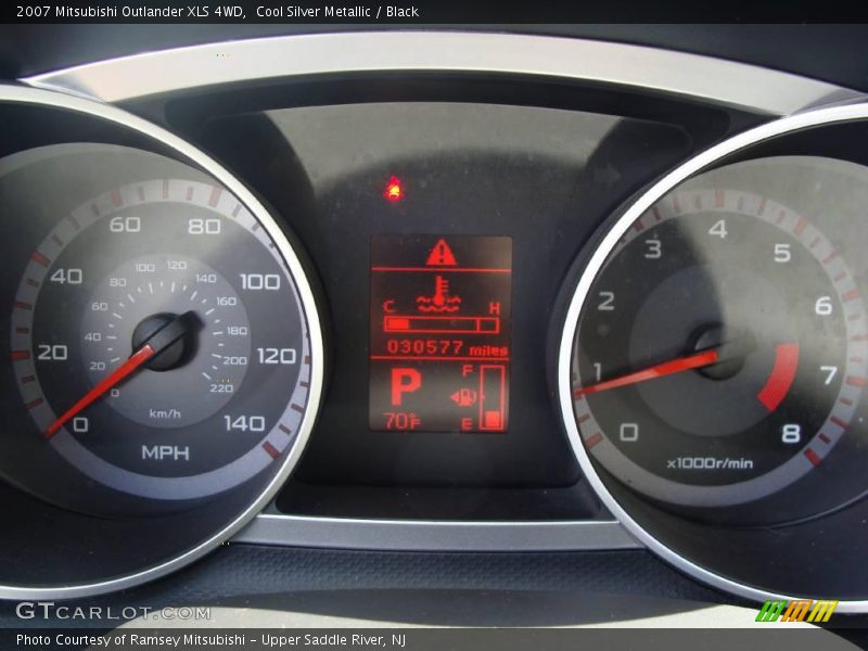 Cool Silver Metallic / Black 2007 Mitsubishi Outlander XLS 4WD