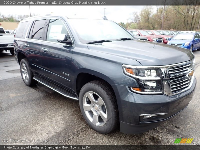 Front 3/4 View of 2020 Tahoe Premier 4WD