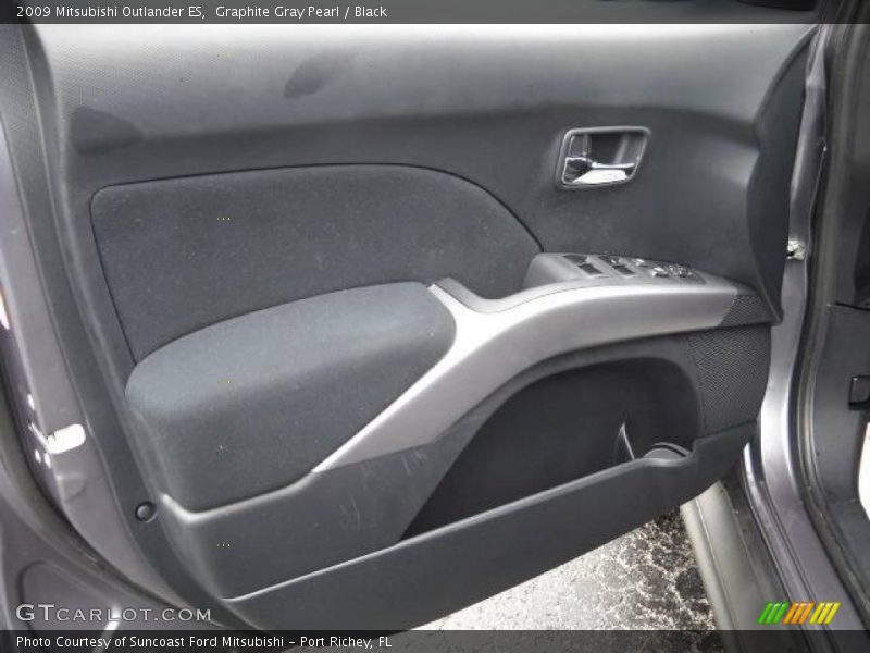 Graphite Gray Pearl / Black 2009 Mitsubishi Outlander ES