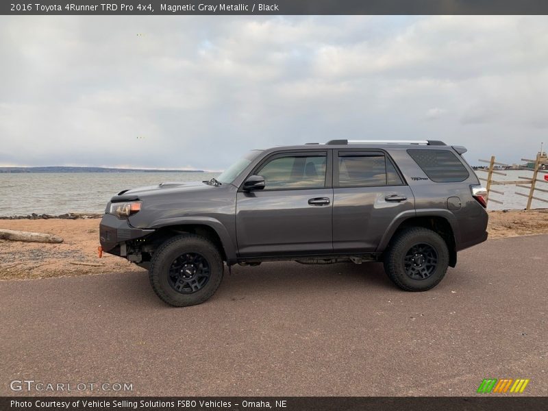 Magnetic Gray Metallic / Black 2016 Toyota 4Runner TRD Pro 4x4