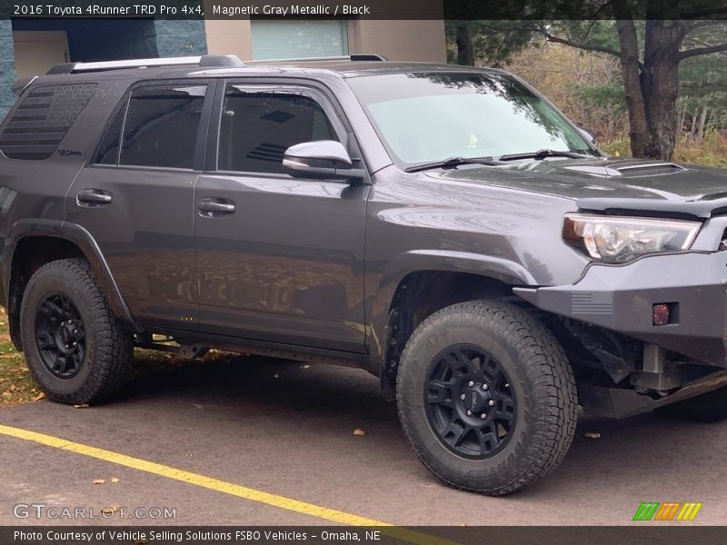 Magnetic Gray Metallic / Black 2016 Toyota 4Runner TRD Pro 4x4