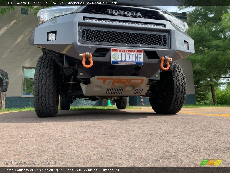 Magnetic Gray Metallic / Black 2016 Toyota 4Runner TRD Pro 4x4