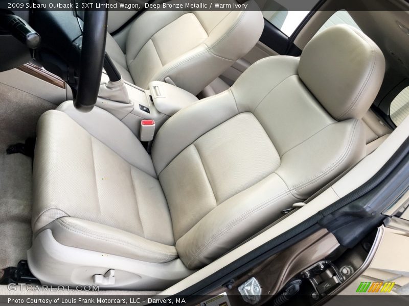 Front Seat of 2009 Outback 2.5XT Limited Wagon
