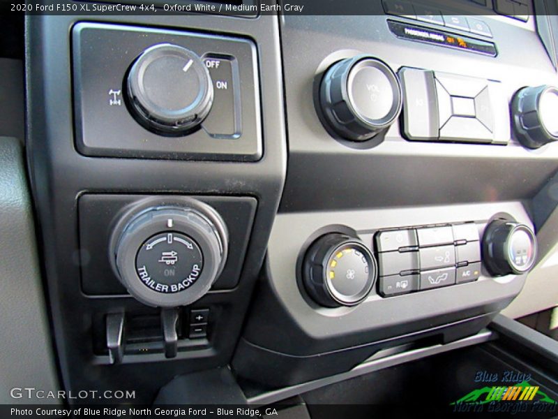 Oxford White / Medium Earth Gray 2020 Ford F150 XL SuperCrew 4x4