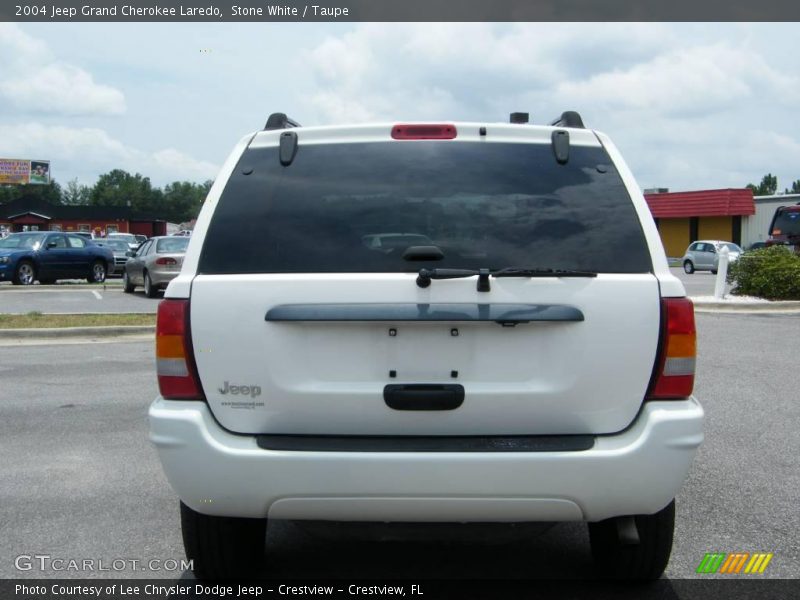 Stone White / Taupe 2004 Jeep Grand Cherokee Laredo