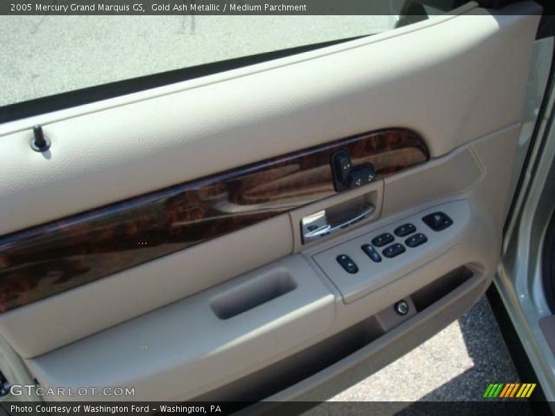 Gold Ash Metallic / Medium Parchment 2005 Mercury Grand Marquis GS