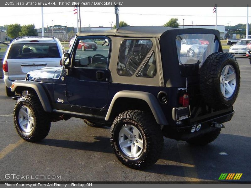 Patriot Blue Pearl / Dark Slate Gray 2005 Jeep Wrangler SE 4x4