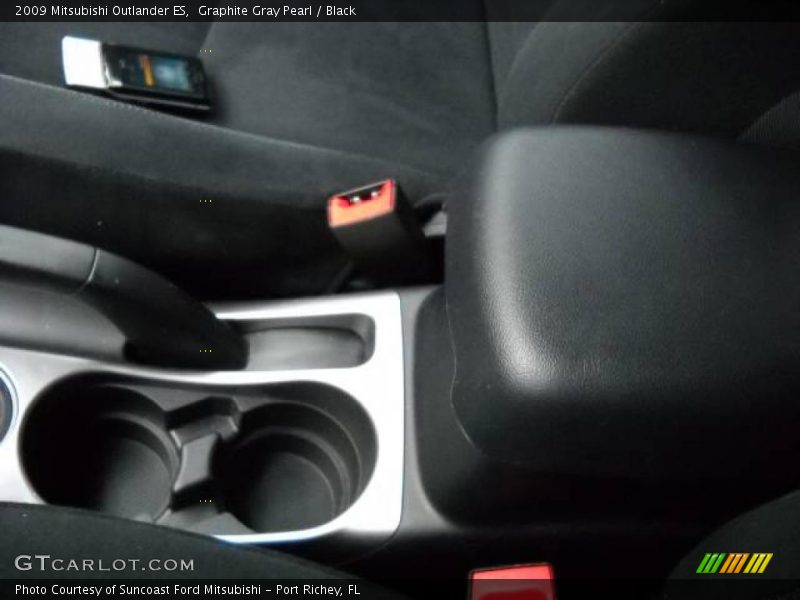Graphite Gray Pearl / Black 2009 Mitsubishi Outlander ES