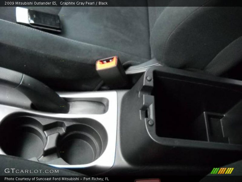 Graphite Gray Pearl / Black 2009 Mitsubishi Outlander ES